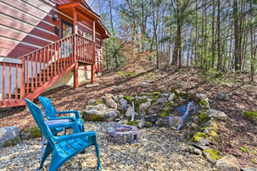 Evolve Cabin with Waterfall, Hot Tub 1 Mi to Pkwy